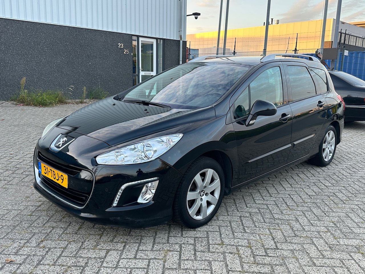 Peugeot 308 SW - 1.6 VTi Première 2012 - AutoWereld.nl