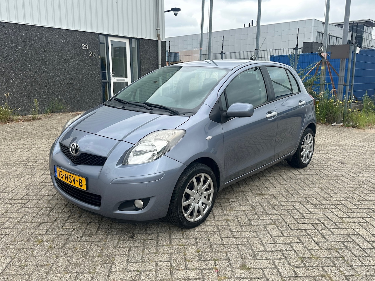 Toyota Yaris - 1.3 VVTi Aspiration 2010 CLIMA NAVI - AutoWereld.nl