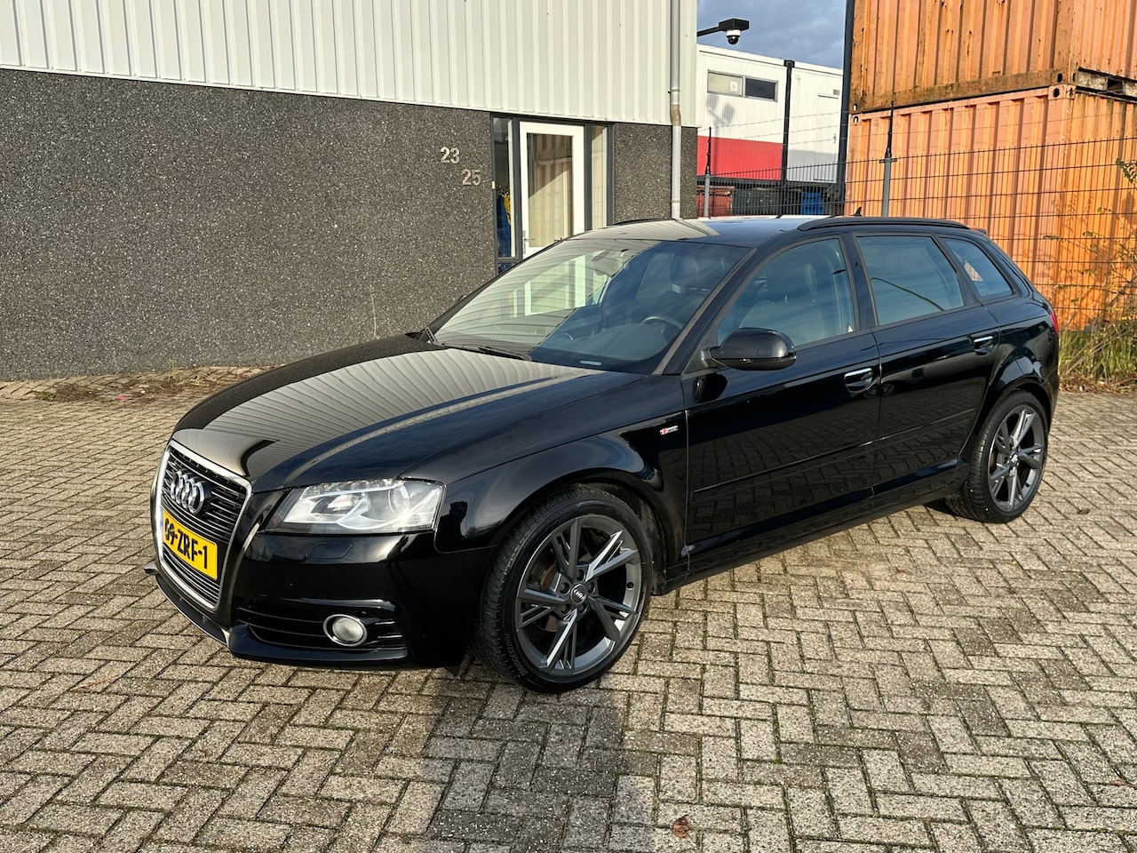 Audi A3 Sportback - 1.6 TDI S-Line 2013 S-Tronic - AutoWereld.nl