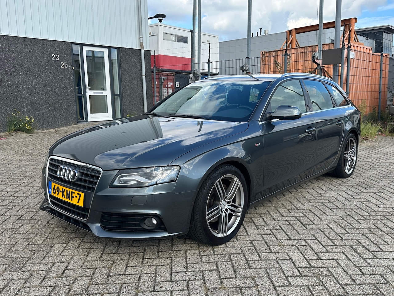 Audi A4 Avant - 1.8 TFSI S edition 2010 NIEUWE APK YOUNGTIMER - AutoWereld.nl