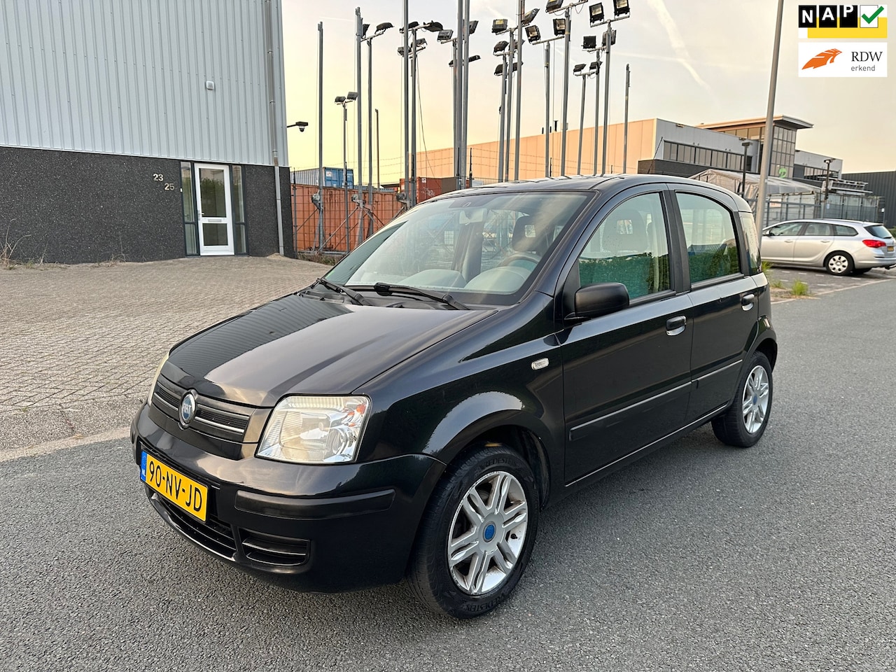 Fiat Panda - 1.2 SportSound Airco 2004 NIEUWE APK - AutoWereld.nl