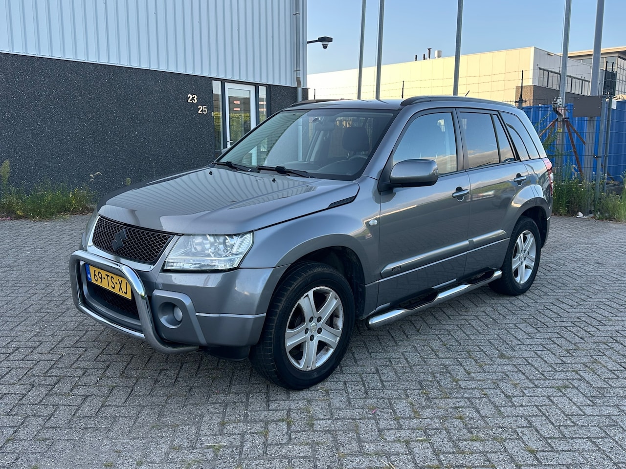 Suzuki Grand Vitara - 2.0-16V Exclusive 4x4 2007 - AutoWereld.nl