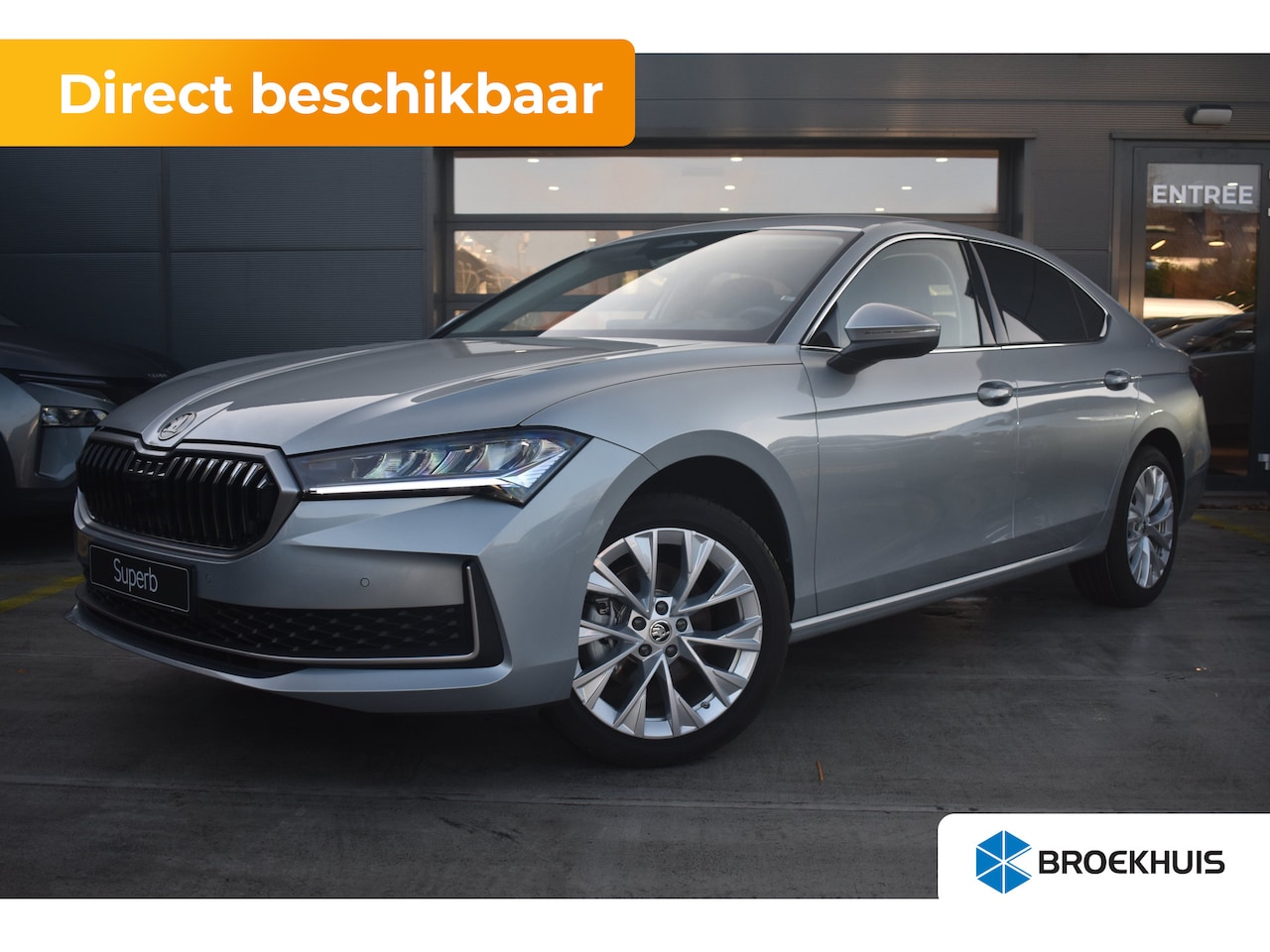 Skoda Superb - 1.5 TSI MHEV 150PK First Edition | Incl kentekenregistratie korting | | Achteruitrijcamera - AutoWereld.nl