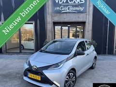 Toyota Aygo - 1.0 VVT-i x | Airco | LED | Navi | BT | NAP
