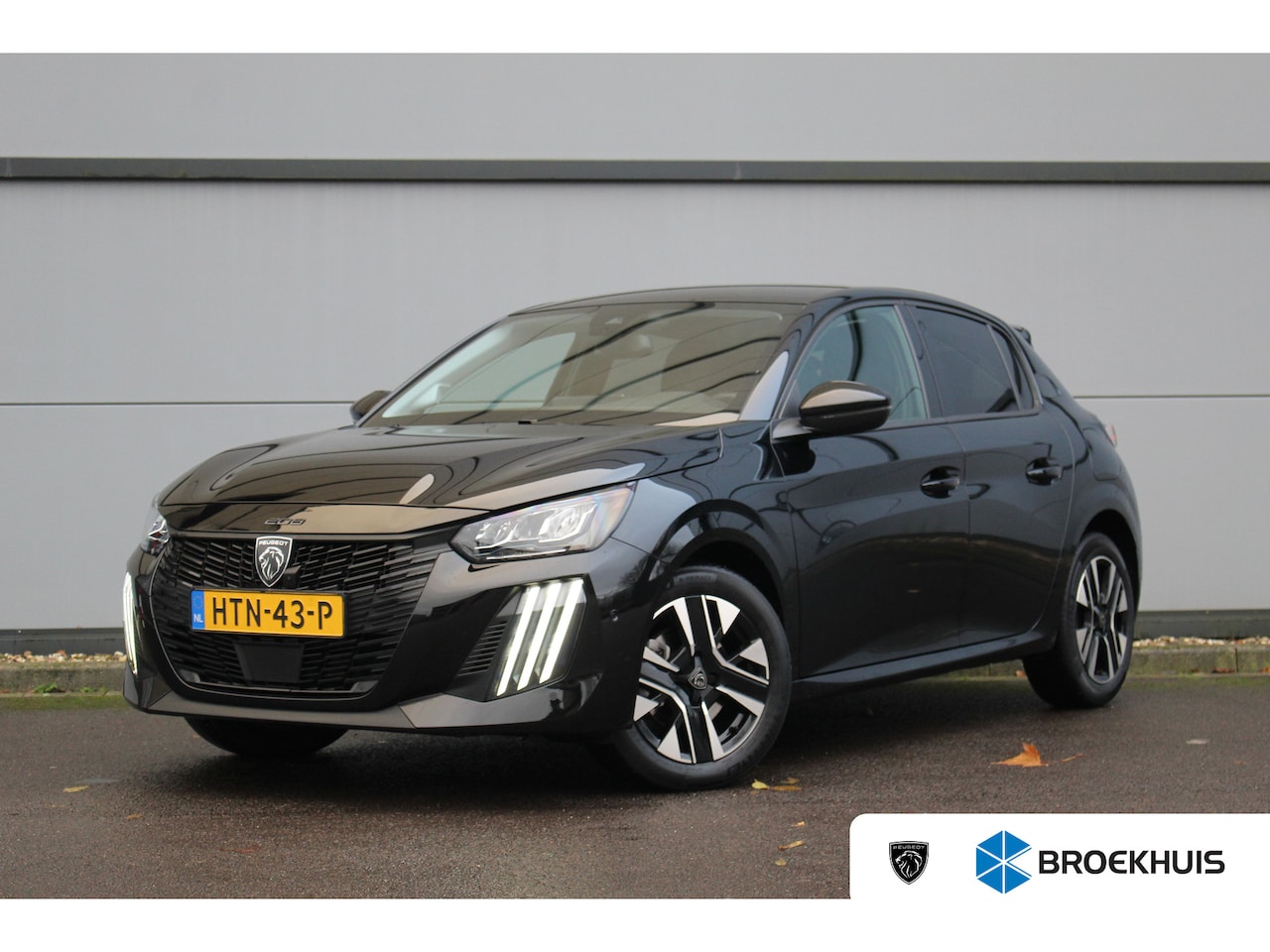 Peugeot 208 - 1.2 Hybrid 110 e-DCS6 Allure | Camera V+A | Navi | Cruise | Carplay | Dodehoek Sens. | LMV - AutoWereld.nl