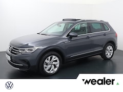 Volkswagen Tiguan - 1.4 TSI eHybrid Elegance | 245 PK | Panoramadak | Area view | Adaptive cruise control |
