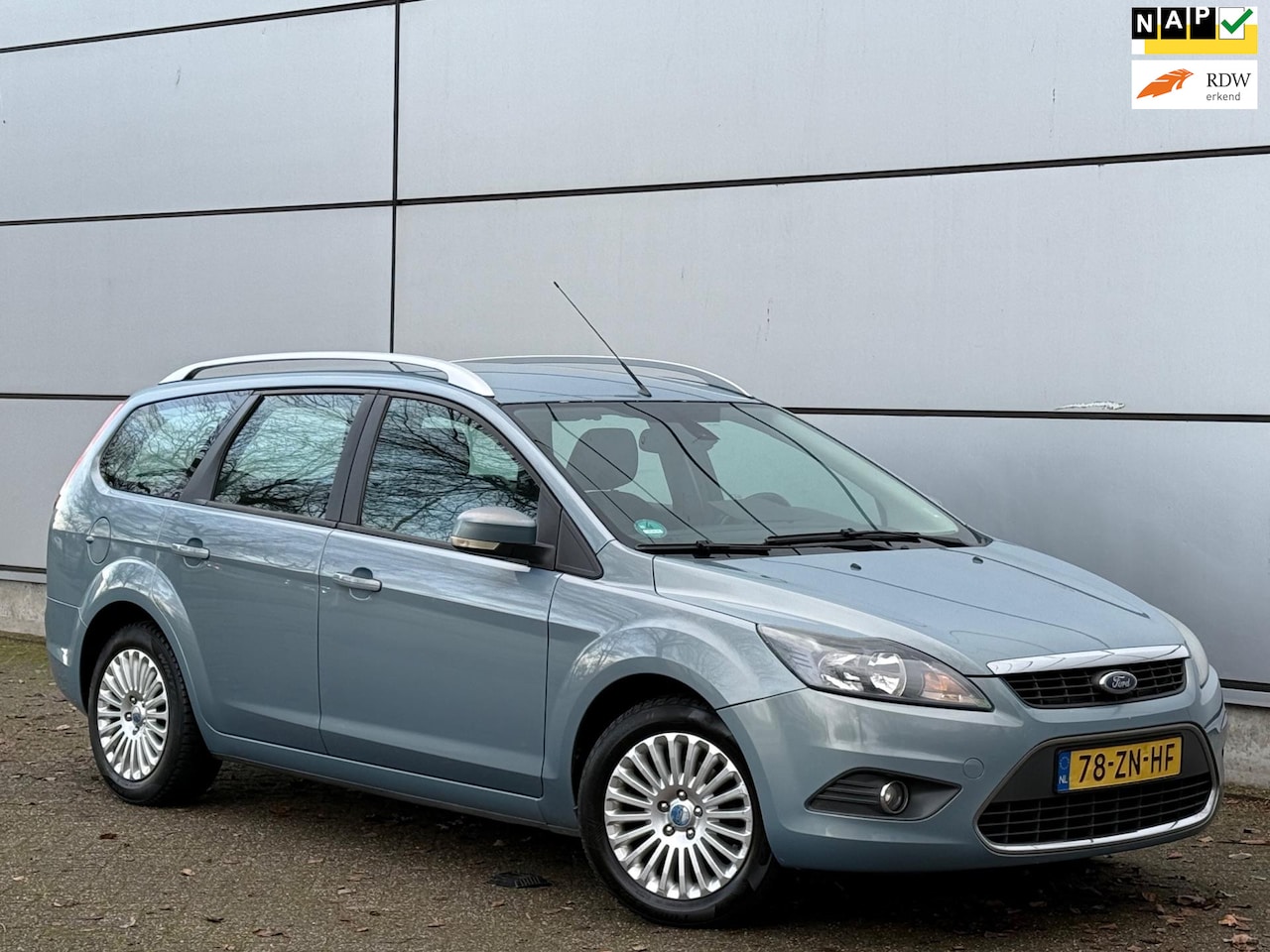 Ford Focus Wagon - 1.6 Titanium Cruise |Clima |Trekhaak |Park Sensor |Nap |Boekjes - AutoWereld.nl