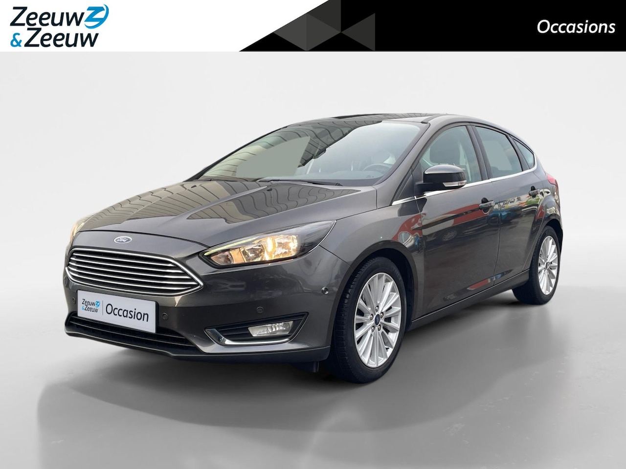Ford Focus - 1.0 Titanium Trekhaak | Lm Velgen | Navigatie | Parkeer sensoren | - AutoWereld.nl
