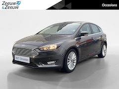 Ford Focus - 1.0 Titanium Trekhaak | Lm Velgen | Navigatie | Parkeer sensoren |