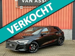 Audi A3 - 40 TFSIE S-Line Carplay RS-Stoelen 19"RS LED DAB PDC