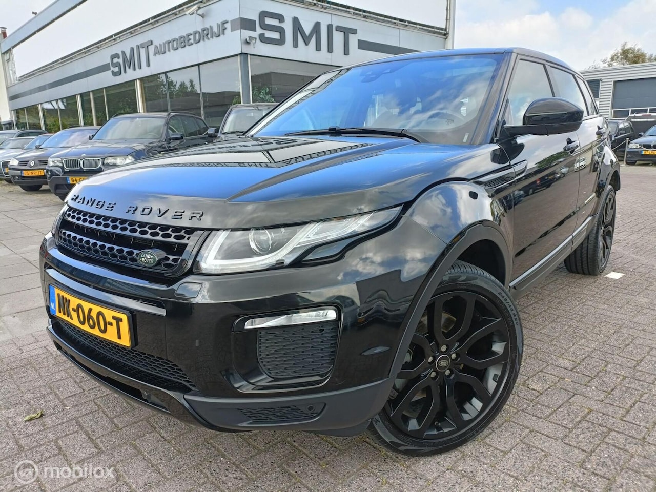 Land Rover Range Rover Evoque - 2.0 TD4 SE Pano/Leder/Camera - AutoWereld.nl