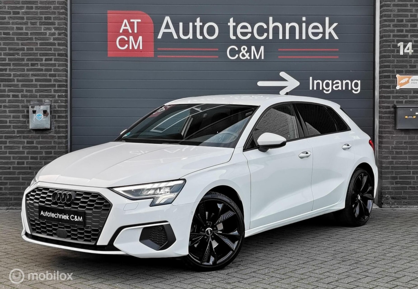 Audi A3 Sportback - 35 TFSI S-TRONIC/150PK/MATRIX/APPLE/ACC/ - AutoWereld.nl