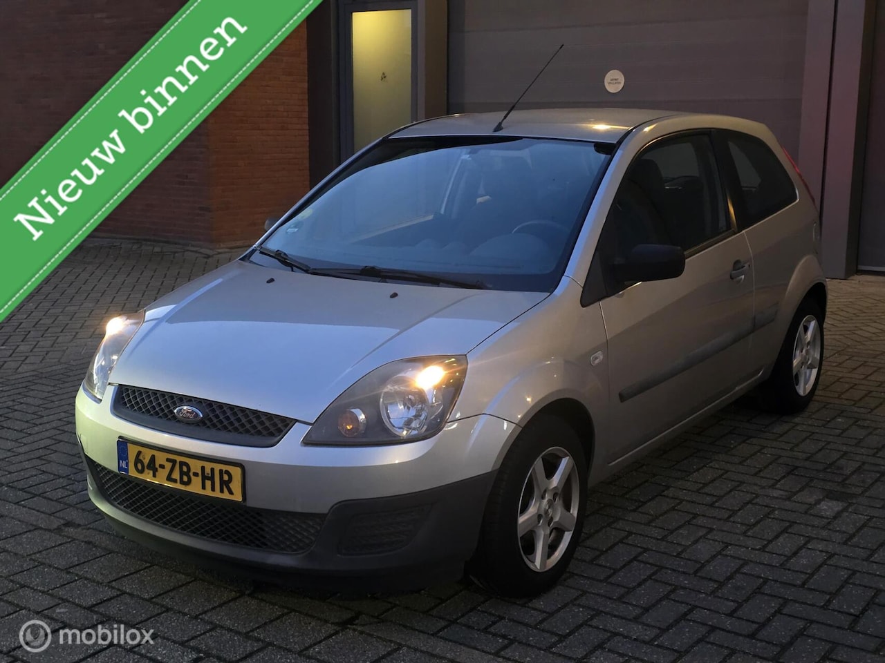 Ford Fiesta - 1.3-8V Cool & Sound✅️Airco✅️Apk✅️ - AutoWereld.nl