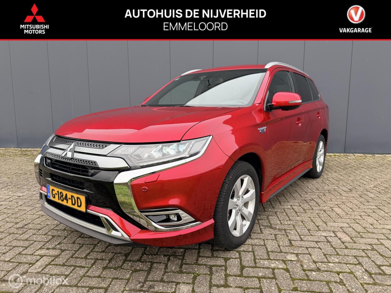 Mitsubishi Outlander - 2.4 PHEV Instyle trekhaak side skirts - AutoWereld.nl