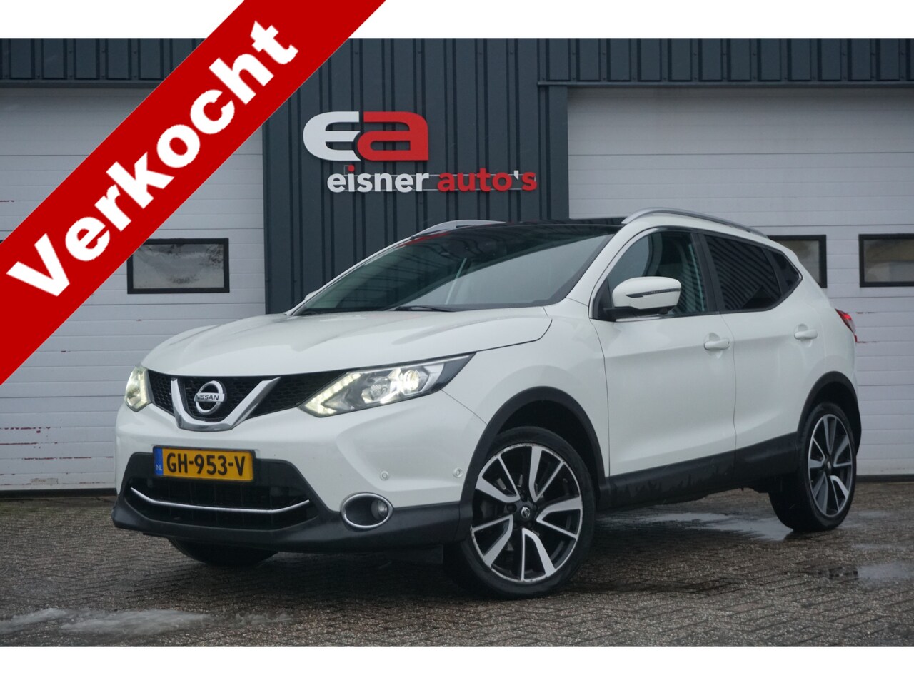 Nissan Qashqai - 1.6 Tekna | LEDER | PANO | 360 CAMERA | TREKHAAK | - AutoWereld.nl