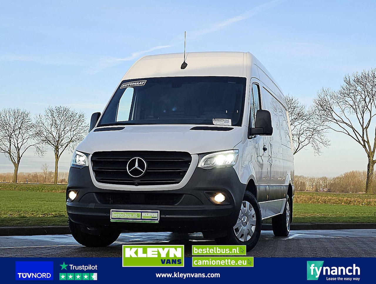 Mercedes-Benz Sprinter - 317 L2H2 LED MBUX10 RWD! - AutoWereld.nl
