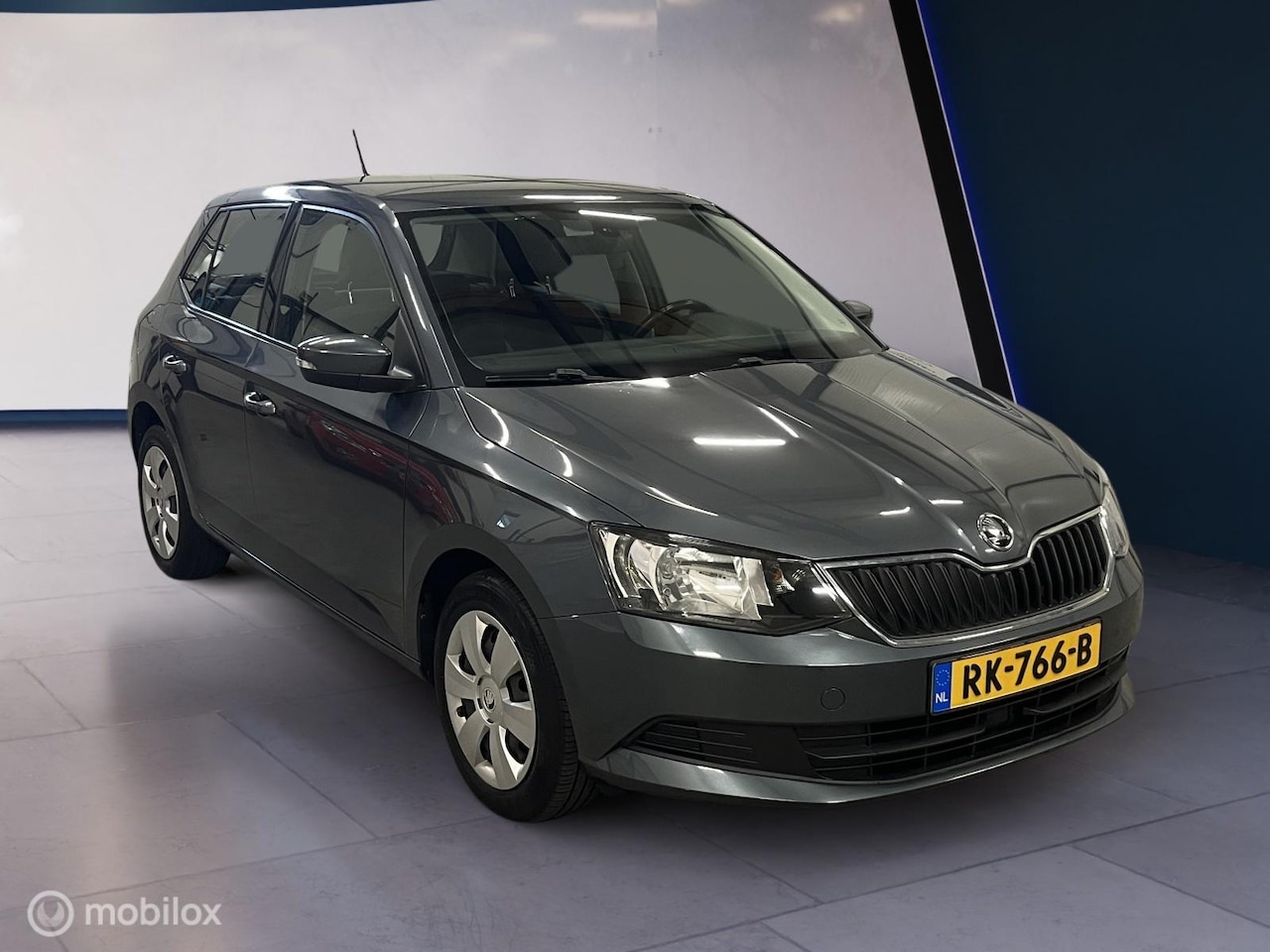 Skoda Fabia - 1.2 TSI Ambition ✓Airco✓Trekh.✓Navi✓Dealer ond. - AutoWereld.nl