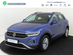 Volkswagen T-Roc - 1.5 TSI Life | Parkeerassistent | Stoel- en stuurwielverwarming | CarPlay | Adaptieve crui