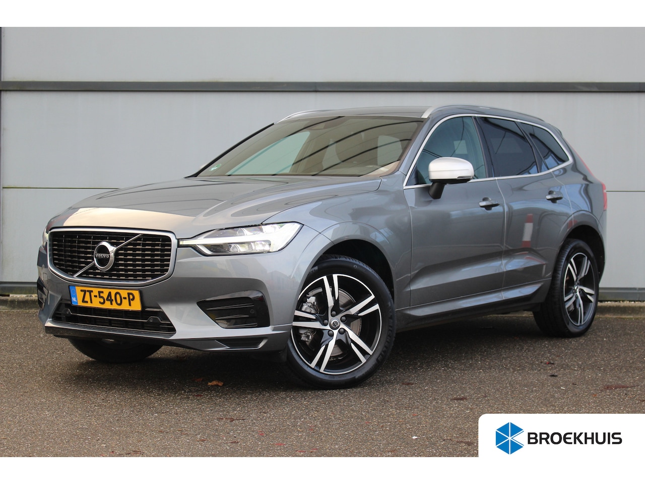 Volvo XC60 - 2.0 T4 R-Design Polestar 210 PK | Camera | Trekh. | CarPlay | Navi | Climate & Cruise c. P - AutoWereld.nl