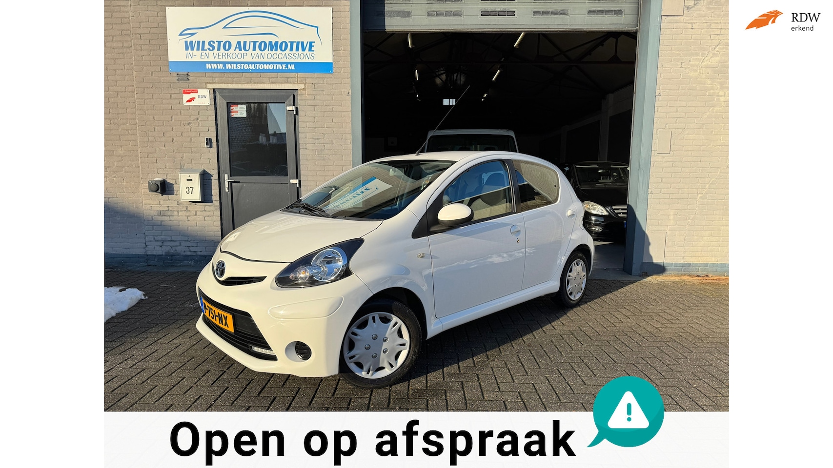 Toyota Aygo - 1.0 VVT-i Comfort 5-Drs*Airco*Rijklaar*Garantie*Historie - AutoWereld.nl