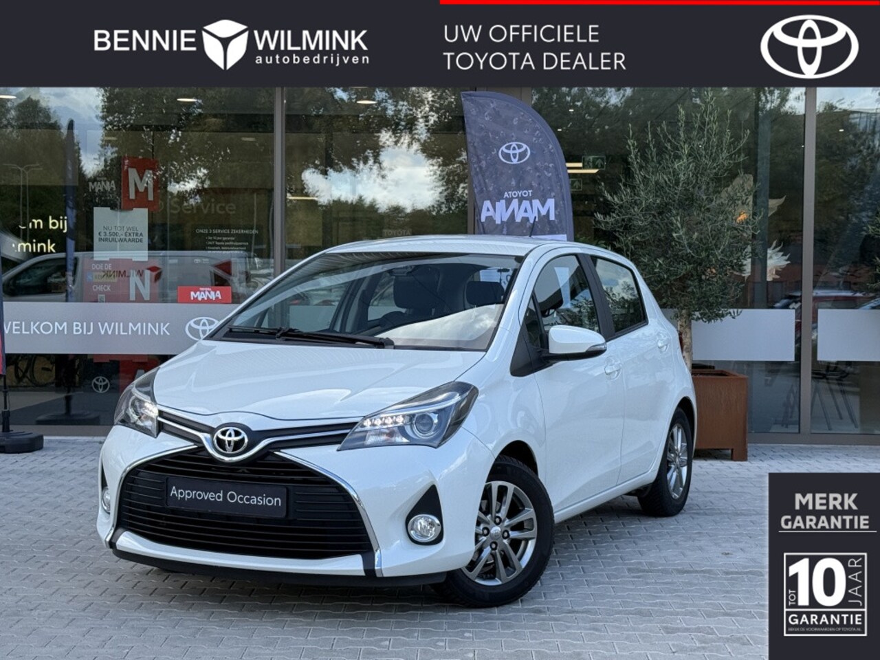 Toyota Yaris - 1.3 VVT-i | Navigatie | Trekhaak | Camera | - AutoWereld.nl