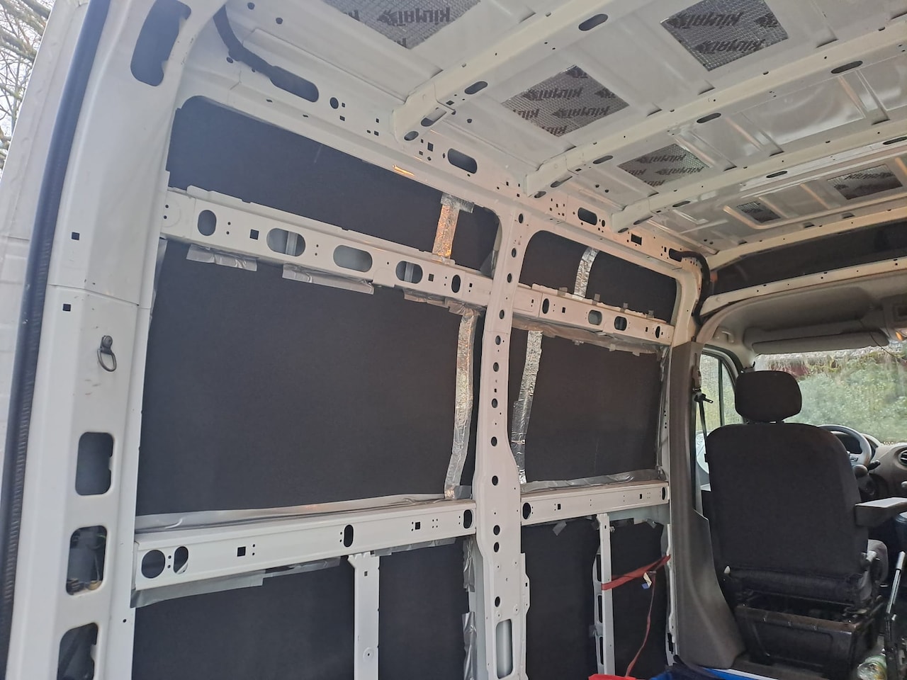 Opel Movano - 2.3 CDTI L2H2 2.3 CDTI L1H2 - AutoWereld.nl