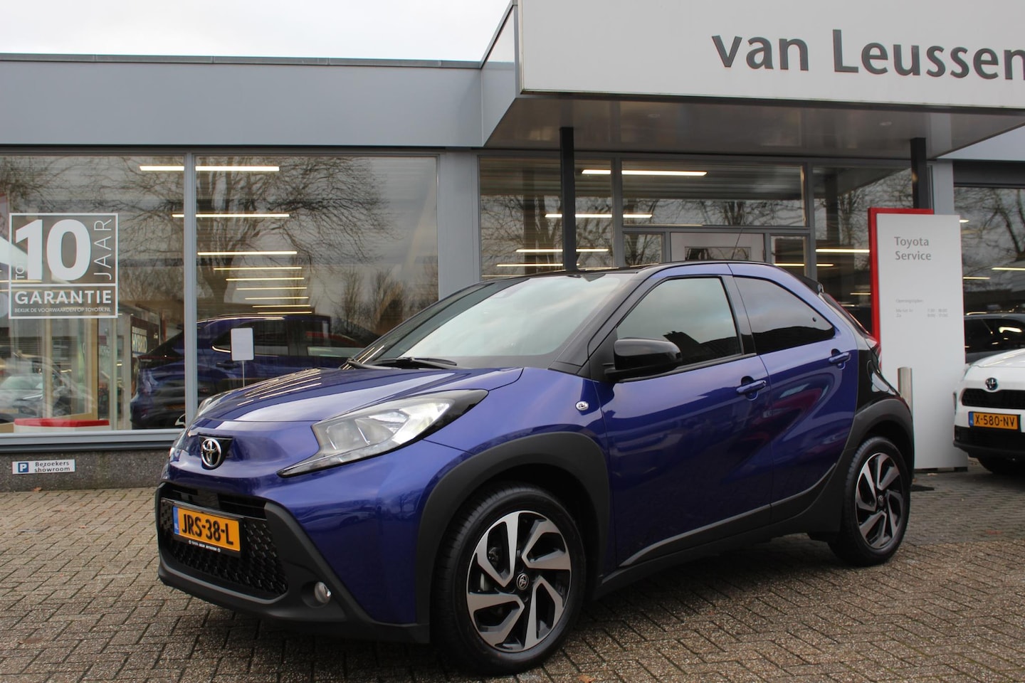 Toyota Aygo X - 1.0 VVT-i MT Pulse 1.0 VVT-i MT Pulse - AutoWereld.nl