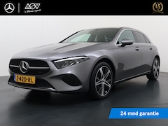 Mercedes-Benz A-klasse - 250 e Luxury Line | Trekhaak Wegklapbaar | Sfeerverlichting | Smartphone Integratie Pakket