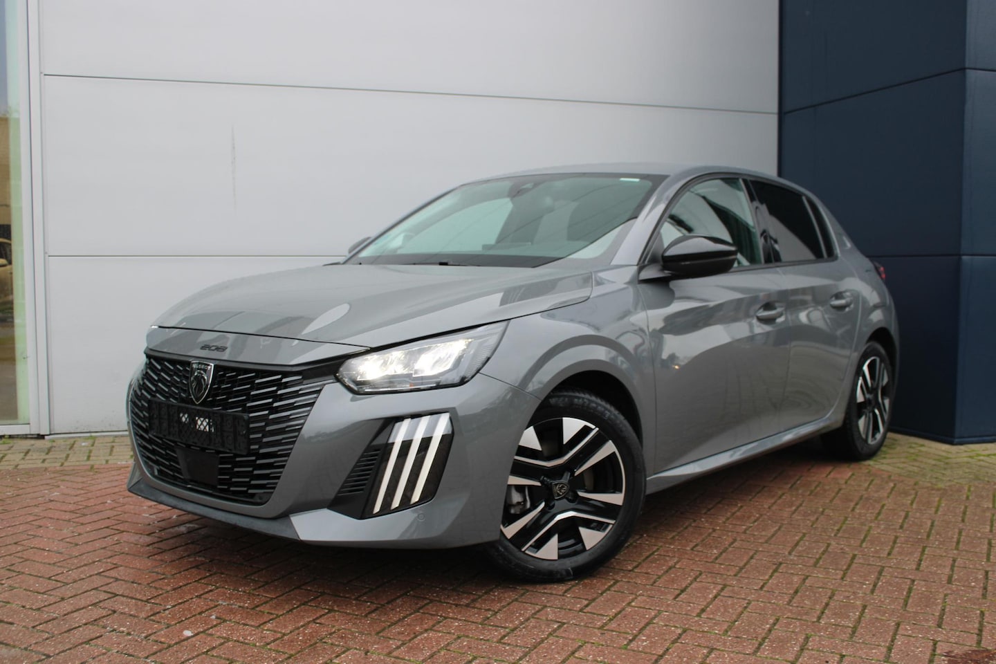 Peugeot 208 - 1.2 PureTech Allure 1.2 PureTech 100pk Allure - AutoWereld.nl