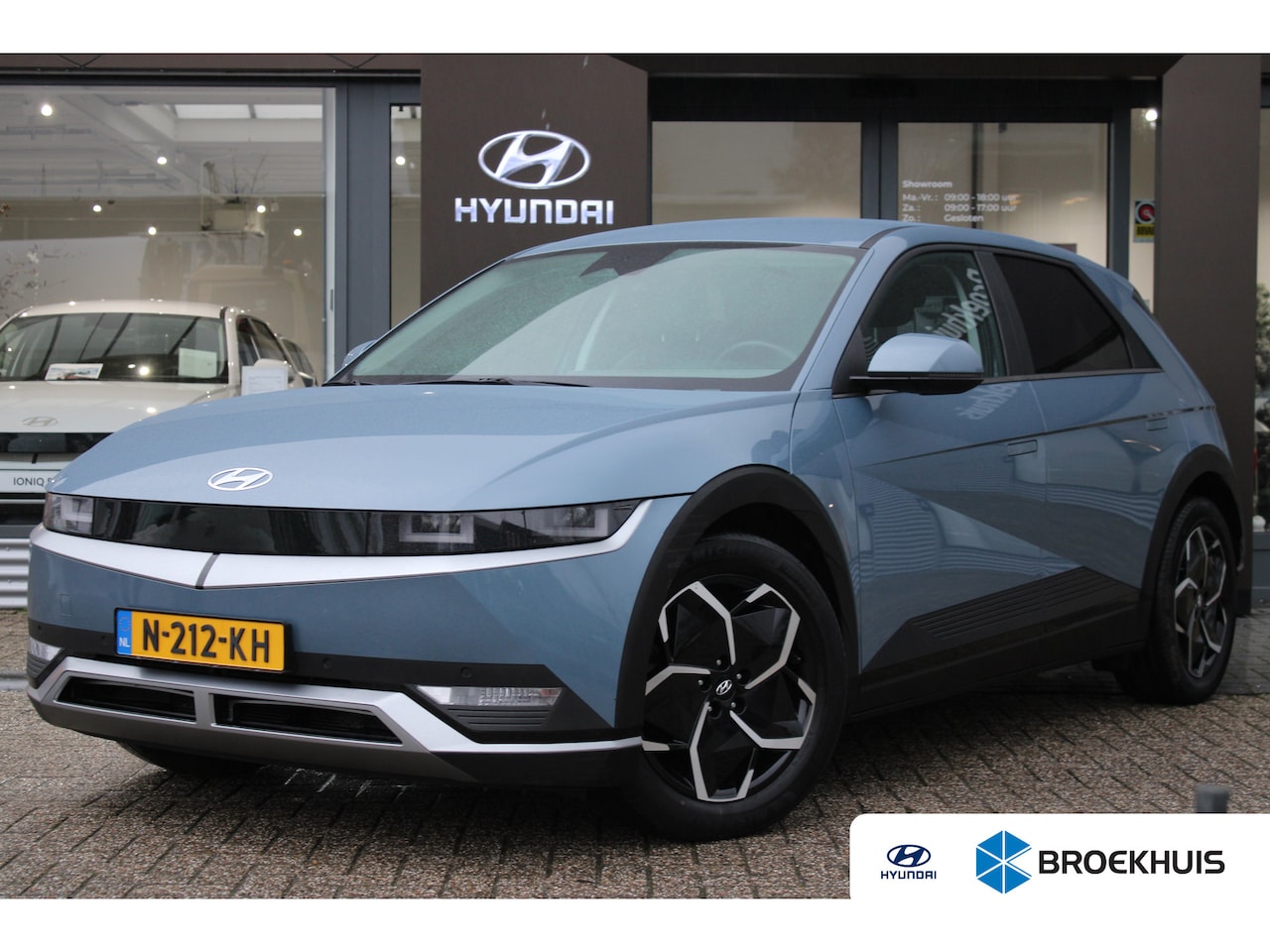 Hyundai IONIQ 5 - Connect 58 kWh | Achteruitrijcamera | Afneembare Trekhaak | DAB ontvanger - AutoWereld.nl