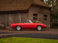 Alfa Romeo Spider - 2000 Veloce