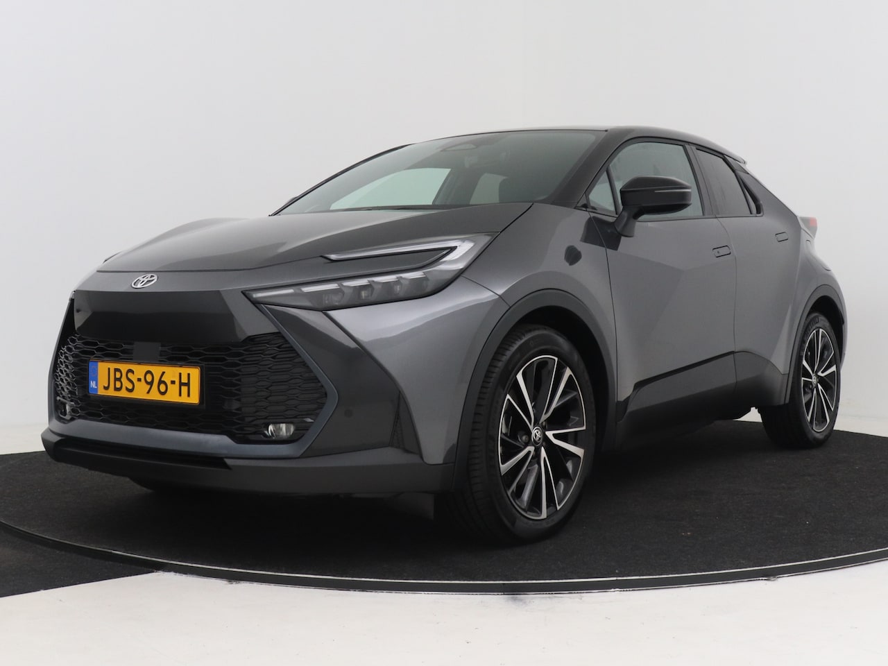 Toyota C-HR - 2.0 Plug-in Hybrid 220 Executive - AutoWereld.nl
