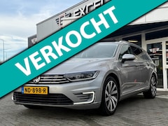 Volkswagen Passat Variant - 1.4 TSI GTE Connected Series Plus | Panoramadak