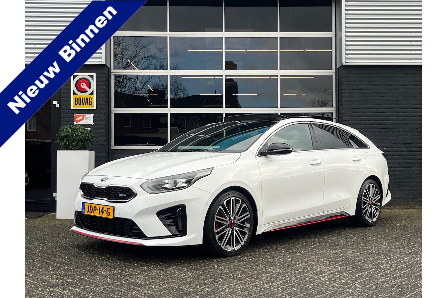 Kia Pro cee'd - GT 204 PK, Automaat, Camera, Pano, JBL, CarPlay, Memory, Cruise - AutoWereld.nl