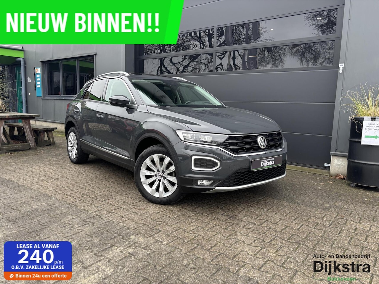 Volkswagen T-Roc - 1.5 TSI Sport Airco/ Adaptieve Cruise Control/ Elektrisch Glazen Panorama-Dak/ Volledig Di