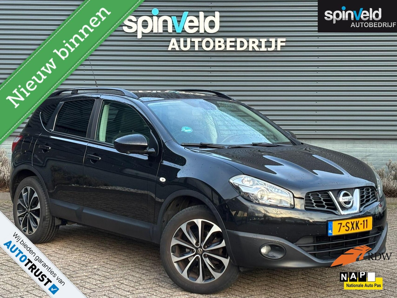 Nissan Qashqai - 1.6 360 BJ`13 NAP NL Pano Navi Cruise Climate - AutoWereld.nl