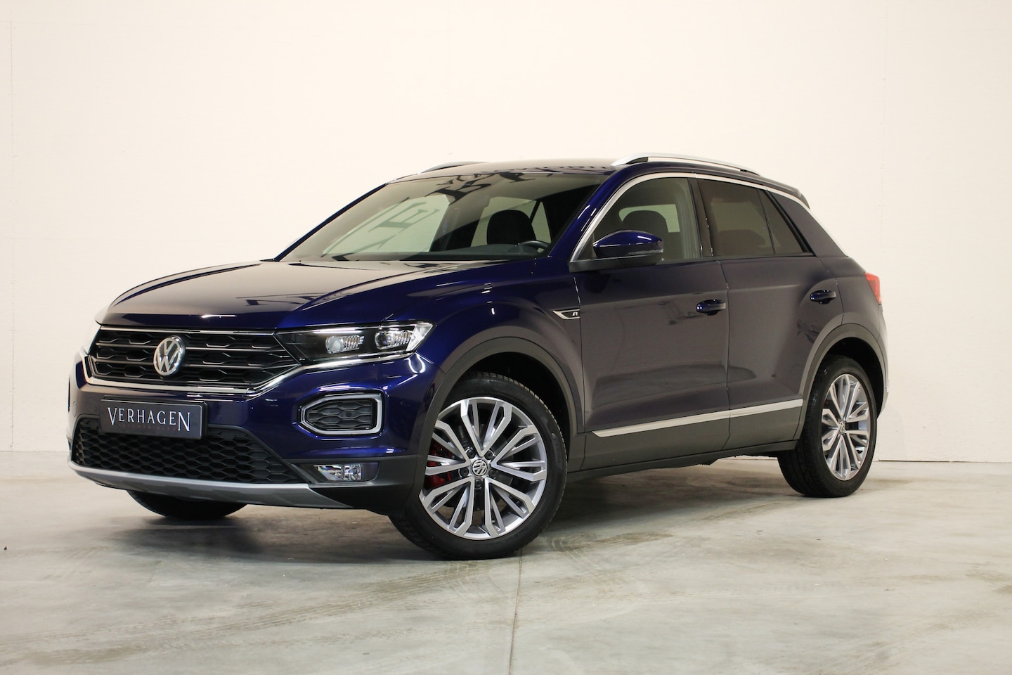 Volkswagen T-Roc - 1.5 TSI Sport Business Xenon Trekhaak DSG - AutoWereld.nl
