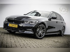 BMW 3-serie Touring - 330i 258pk High Executive Leer 19inch Origineel NL