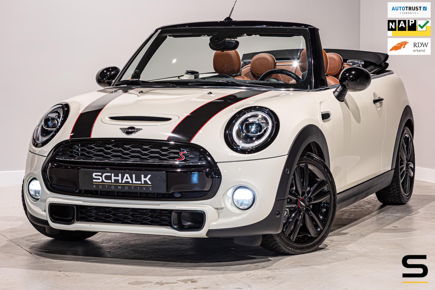 MINI Cabrio - Mini 2.0 Cooper S Chili|NAP|H&K|Leder|Cam|Carplay - AutoWereld.nl