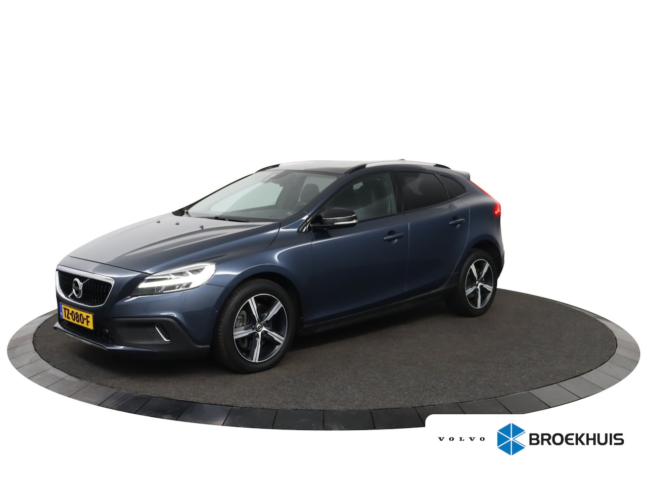 Volvo V40 Cross Country - 1.5 T3 Polar+ Luxury Keyless entry |  Parkeercamera | Panoramadak | Dealer onderhouden | - AutoWereld.nl