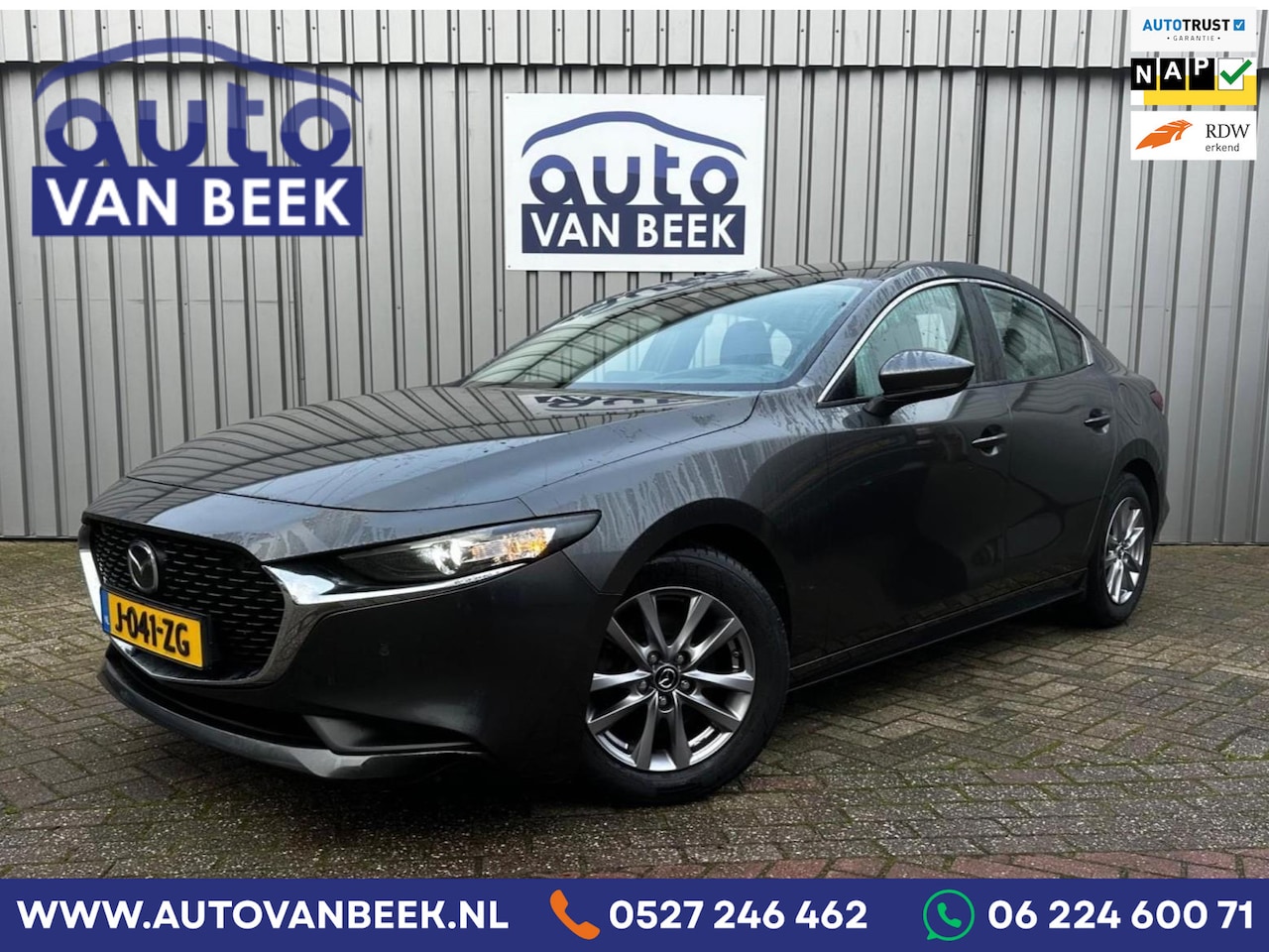 Mazda 3 - 1.8 SkyActiv-D 116 Comfort|Bose|HUD|Trekhaak - AutoWereld.nl