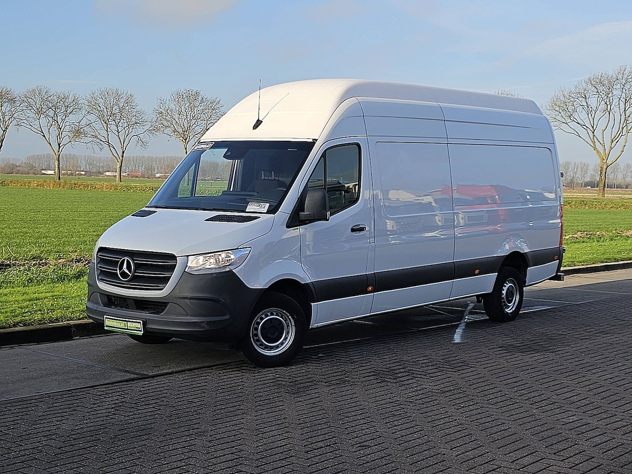 Mercedes-Benz Sprinter - 317 1.9 CDI L3H3 RWD airco, navi. mbux, camera - AutoWereld.nl