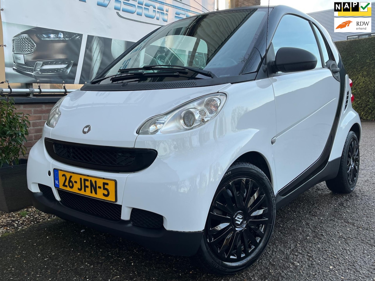 Smart Fortwo coupé - 1.0 mhd Pure 1.0 mhd Pure|Nieuwe Apk| - AutoWereld.nl