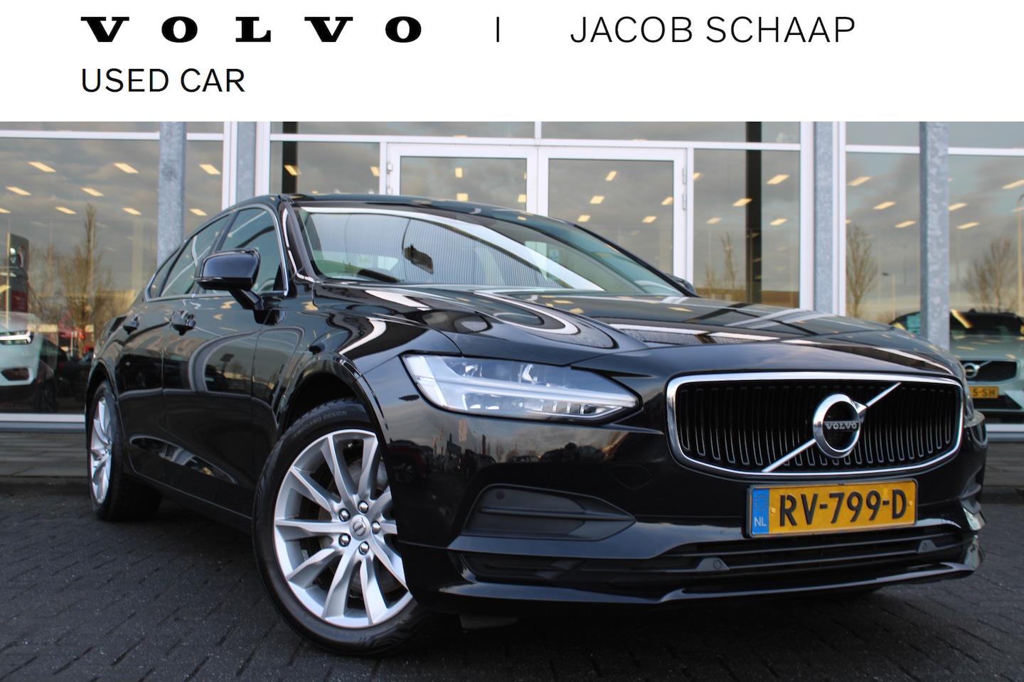 Volvo S90 - 2.0 T4 Momentum+ | Leder | Apple carplay/Android Auto | Parkeersensoren | Navigatie | Voor - AutoWereld.nl