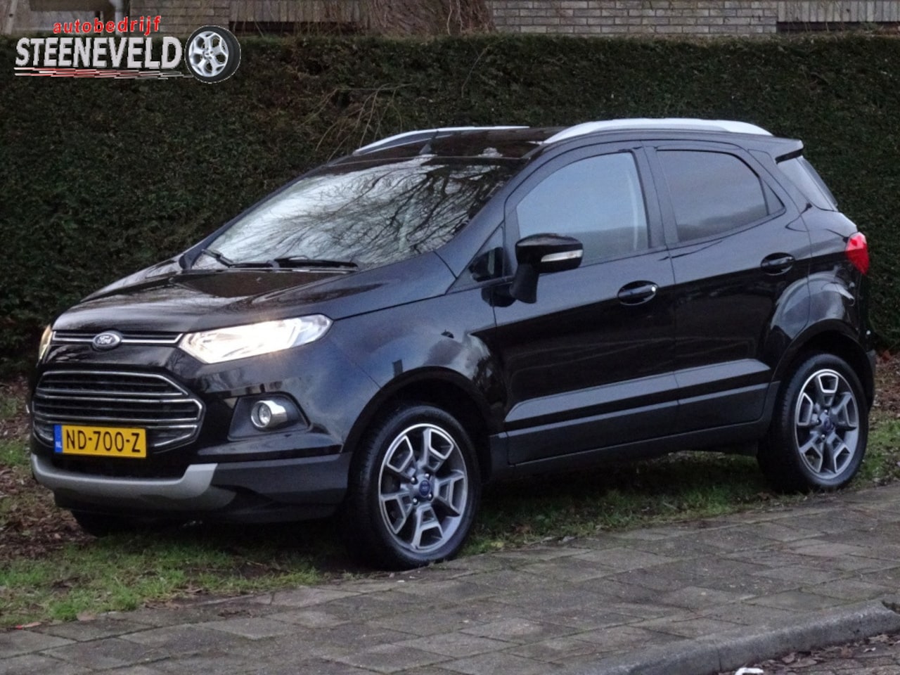 Ford EcoSport - 1.0 125pk Titanium met Navi en WinterPack - AutoWereld.nl