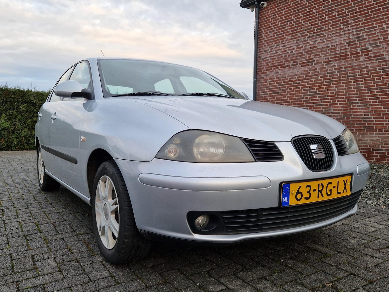 SEAT Ibiza - 1.4-16V Reference 1.4-16V Reference - AutoWereld.nl