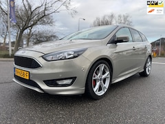 Ford Focus Wagon - 1.0 Titanium ST-Line / distributieriem.vervangen / airco / cruise.cont / key.less / naviga