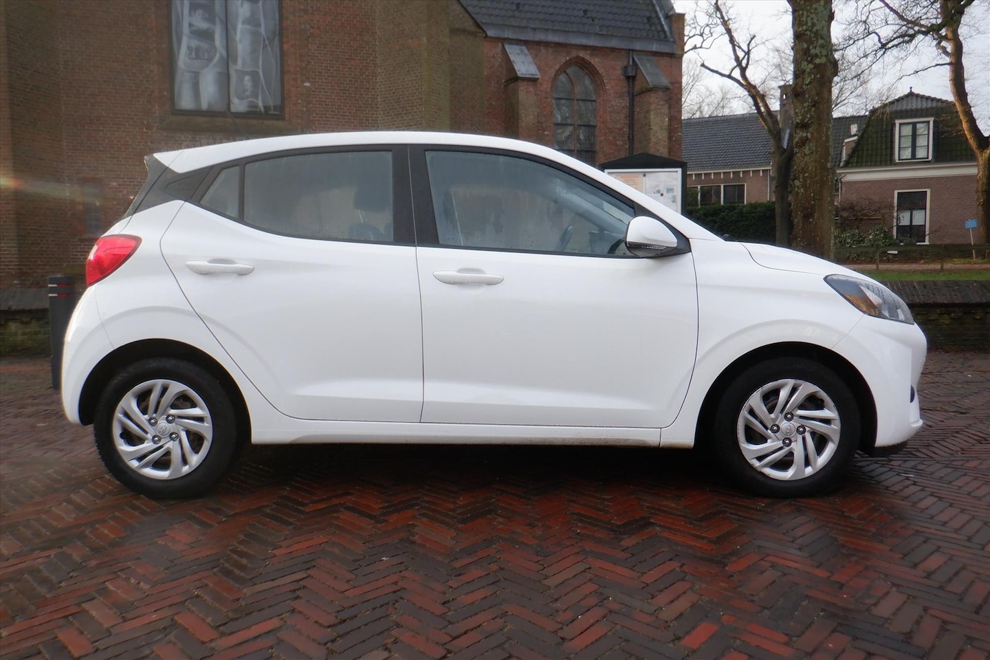 Hyundai i10 - 1.0i Comfort 1.0i 67pk Comfort - AutoWereld.nl
