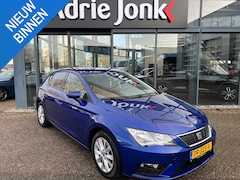 SEAT Leon - 1.0 EcoTSI Style Business Intense NED. AUTO | PARKEER SENSOREN V+A | NAVIGATIE | CRUISE CO
