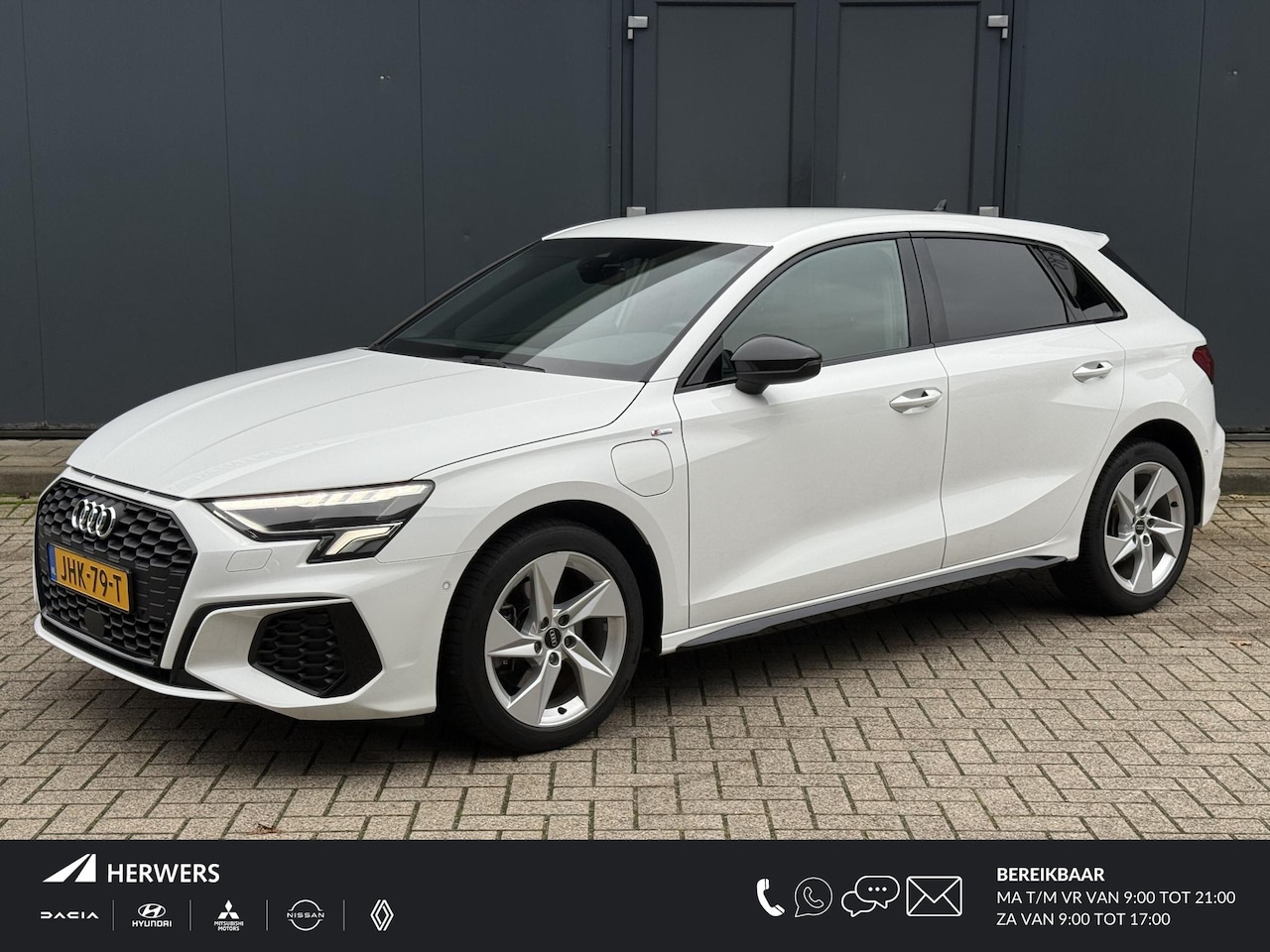 Audi A3 Sportback - 40 TFSI e Advance Edition Automaat / Trekgewicht 1.400 kg / PHEV / S-Line ext. / Navigatie - AutoWereld.nl